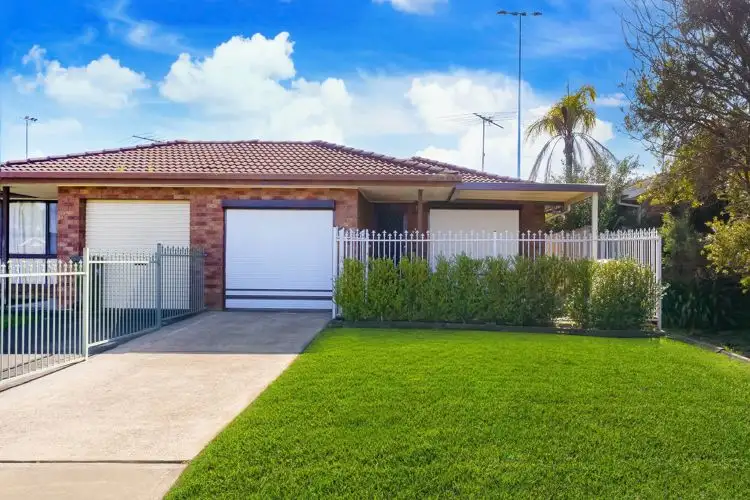 2/58 Francisco Crescent, Rosemeadow NSW 2560