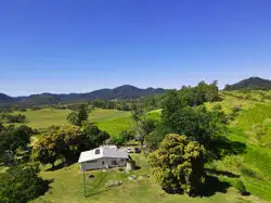 142 Argents Road, Mount Charlton QLD 4741