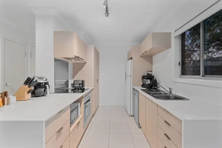 Third view of Homely townhouse listing, 9/200 Meadowlands Road, Carina QLD 4152