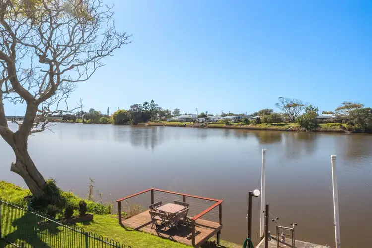 Second view of Homely house listing, 6 Vincent Avenue, Smithtown NSW 2440