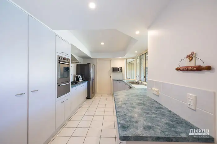Seventh view of Homely house listing, 2 Ruby Court, Alexandra Hills QLD 4161