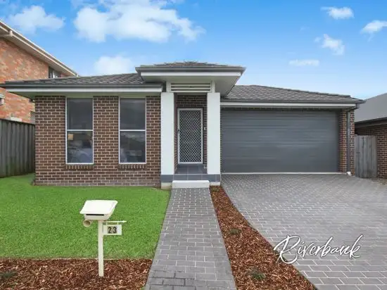 23 Fortune Street, Glenfield NSW 2167
