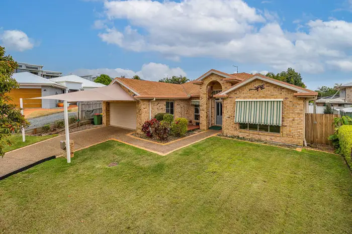 7 Garrett Place, Redland Bay QLD 4165