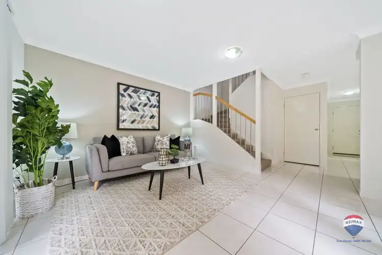 Second view of Homely townhouse listing, 2/10 Highgrove St, Calamvale QLD 4116