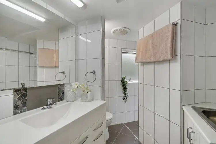 Sixth view of Homely unit listing, 40/21 Quinton Street, Kangaroo Point QLD 4169