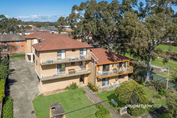 2/8 Railway Street, Werrington NSW 2747