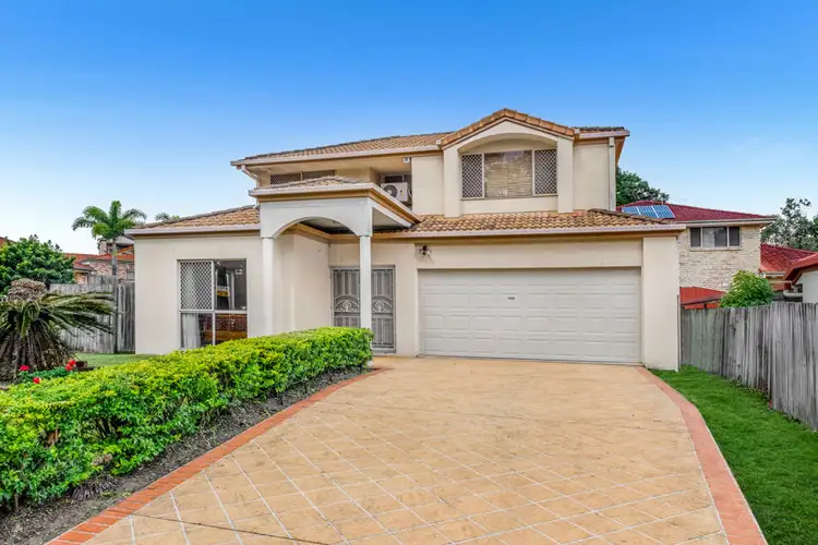 1 Jade close, Robertson QLD 4109