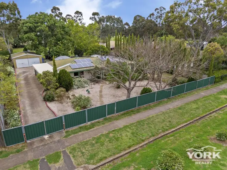 39 Eton Street, Cambooya QLD 4358