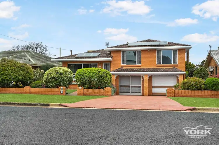12 Friend Street, Harristown QLD 4350