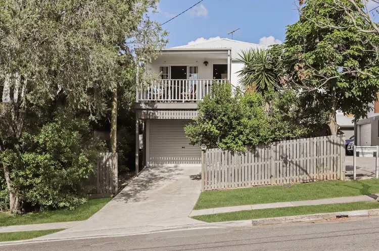 45A Burlington Street, Holland Park QLD 4121