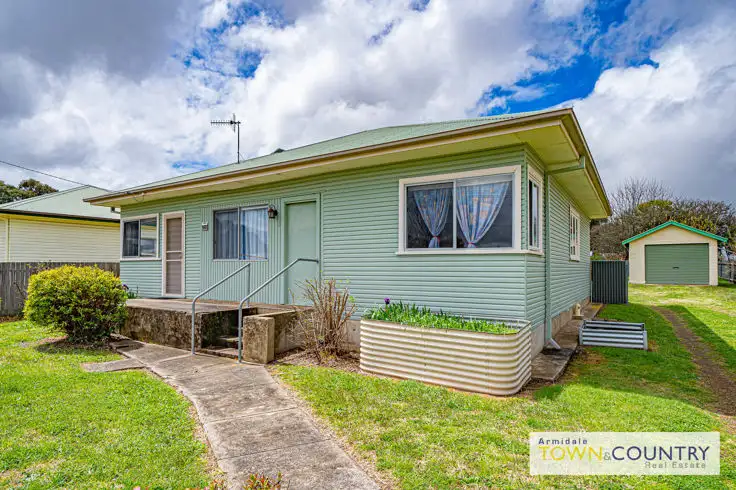 193 Chapel Street, Armidale NSW 2350