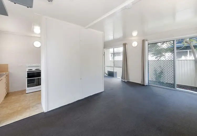 Sixth view of Homely unit listing, 1/8 East Gordon Street, Mackay QLD 4740