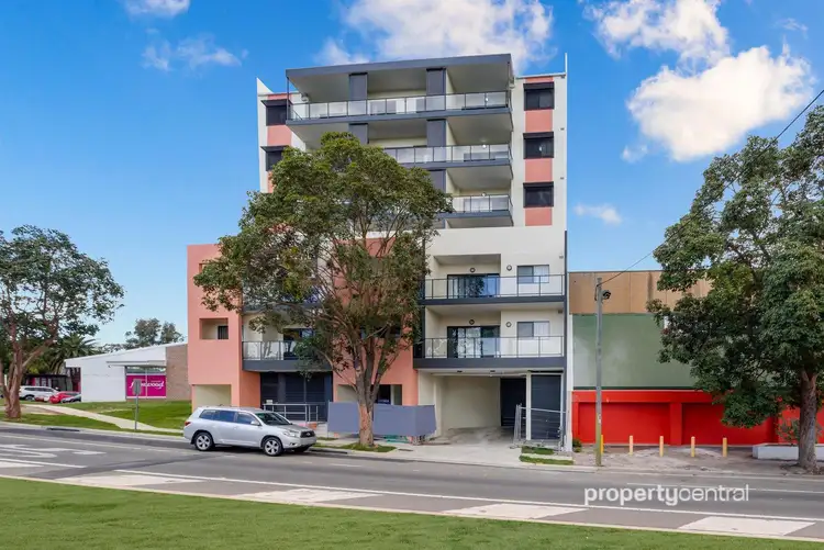 15/14 Henry Street, Penrith NSW 2750