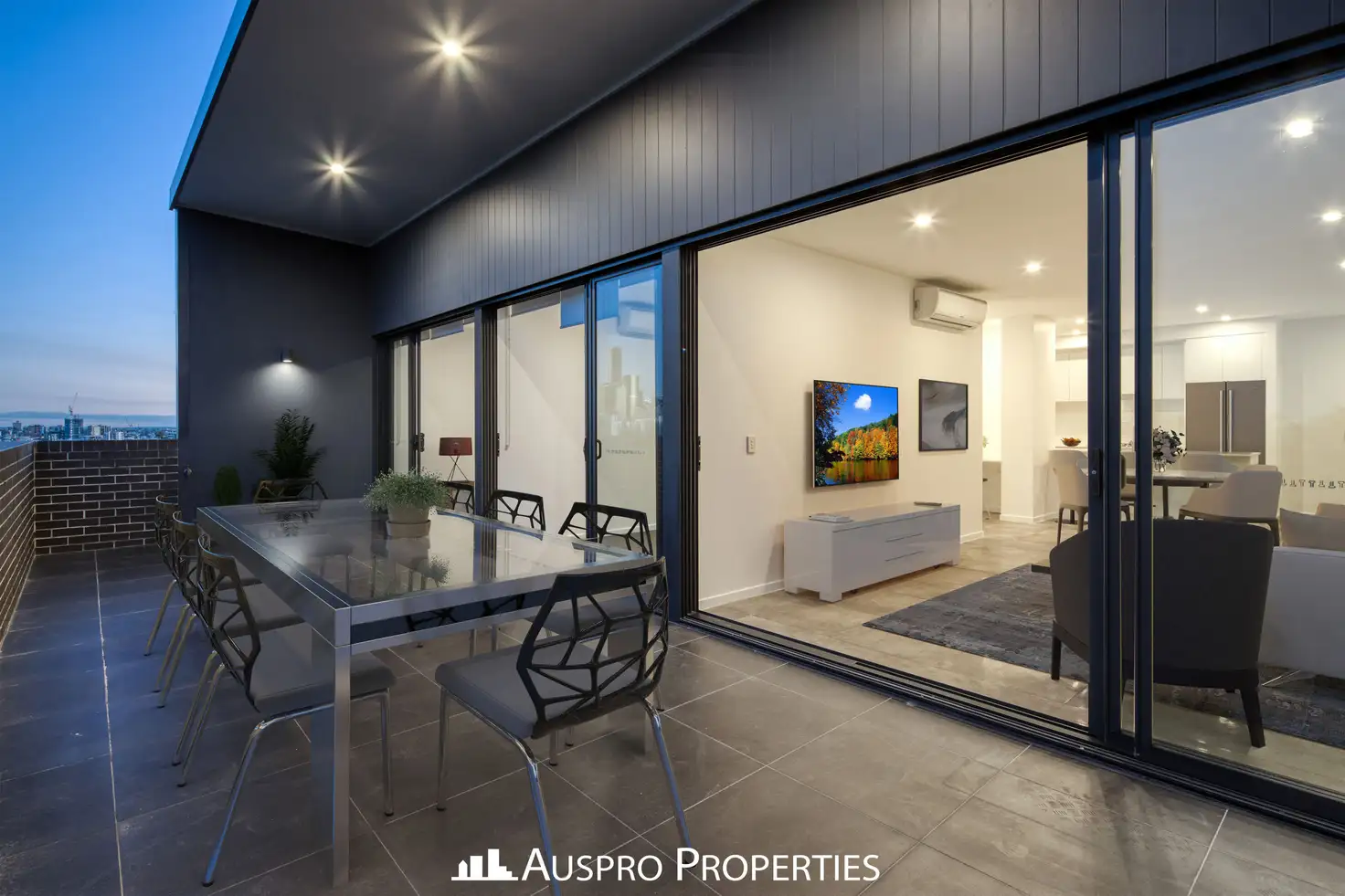 Main view of Homely apartment listing, 19/16-24 Lower Clifton Terrace, Red Hill QLD 4059