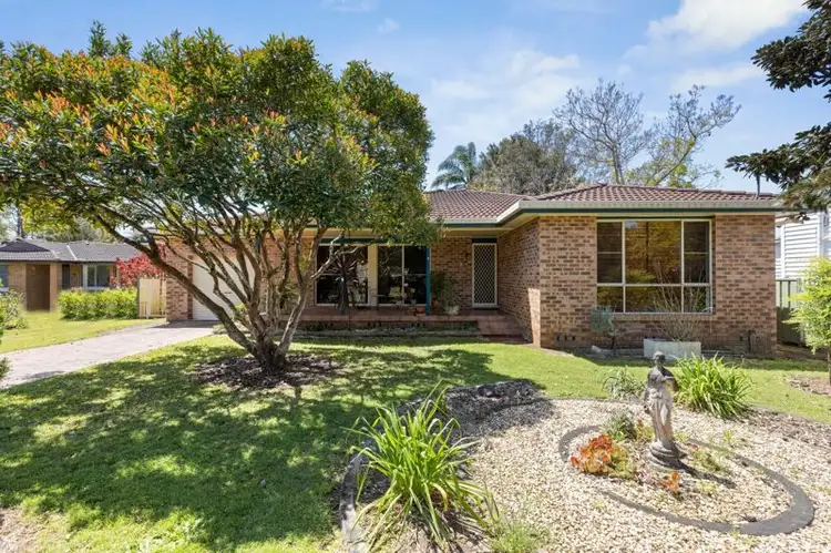 6 Yellow Rock Road, Urunga NSW 2455