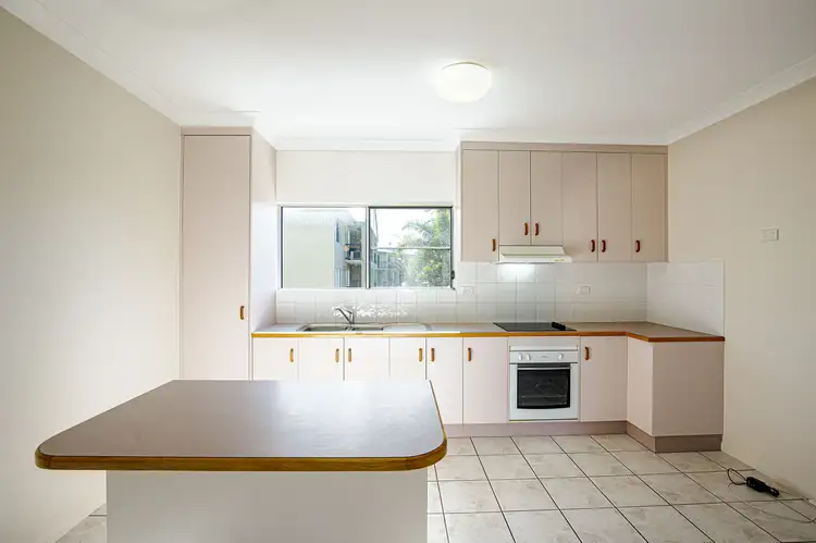 Fifth view of Homely unit listing, 2/11 Bridge Road, East Mackay QLD 4740