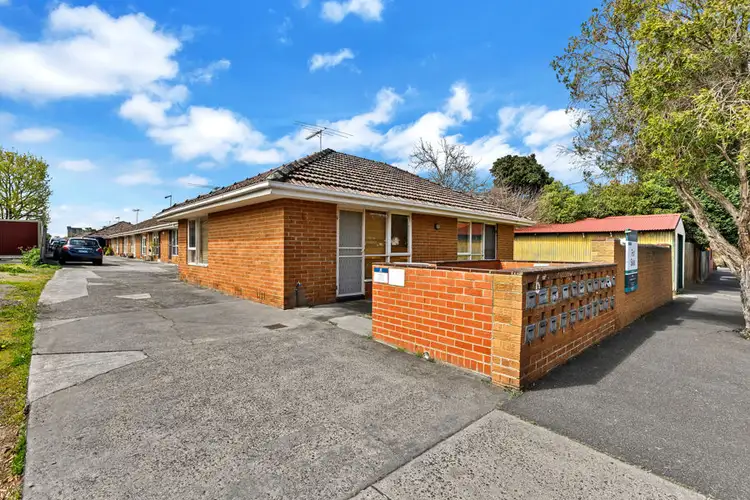 Third view of Homely apartment listing, 9/6 Garnet Street, Brunswick VIC 3056