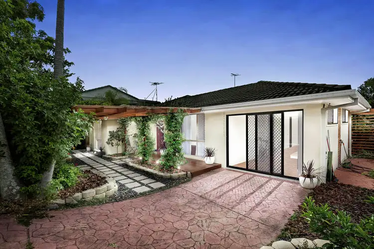 32 Leatherwood Drive, Arana Hills QLD 4054