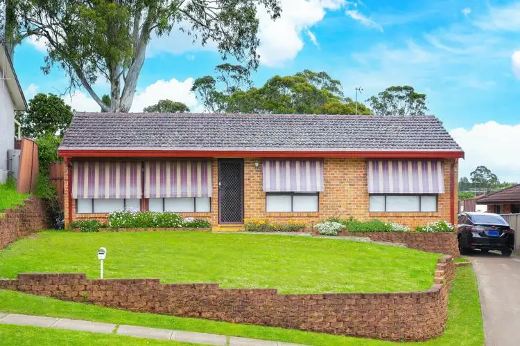 6 Demetrius Road, Rosemeadow NSW 2560