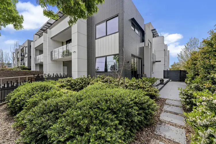 23/82-84 Bulla Road, Strathmore VIC 3041