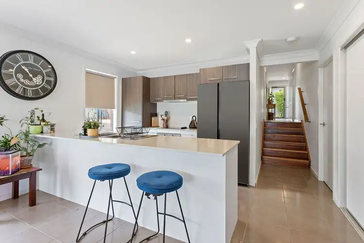 8 Vantage Place, Redbank Plains QLD 4301