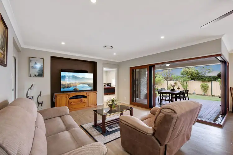 Second view of Homely house listing, 18 Retreat Crescent, Yandina QLD 4561