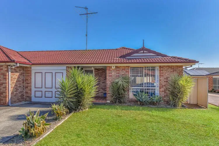 1/3 Withnell Crescent, St Helens Park NSW 2560