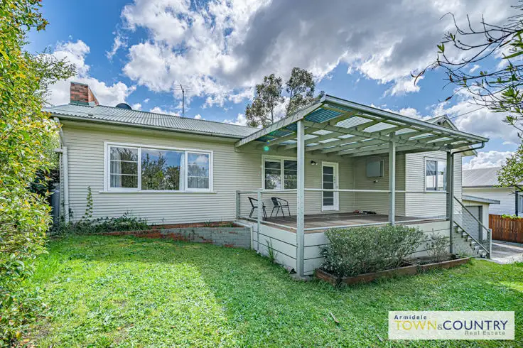 23 College Avenue, Armidale NSW 2350