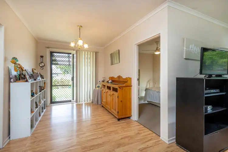 Fourth view of Homely unit listing, 1/484 Douglas Rd, Lavington NSW 2641