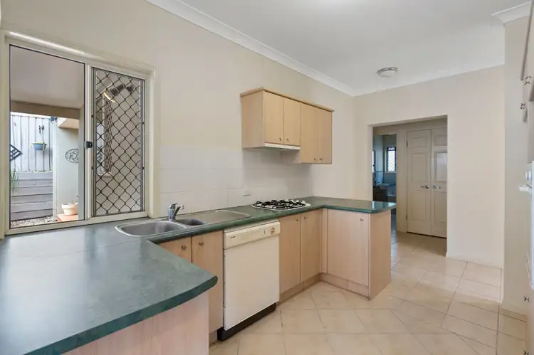 Fifth view of Homely house listing, 11 Flame Tree Crs, Carindale QLD 4152