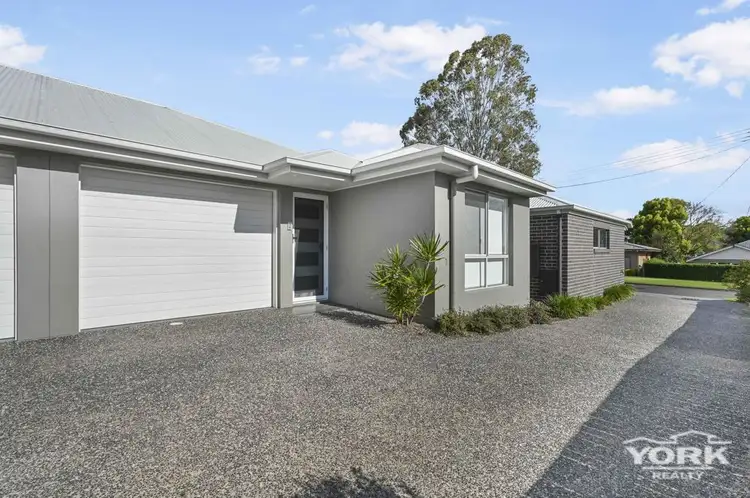 2/31 Devine Street