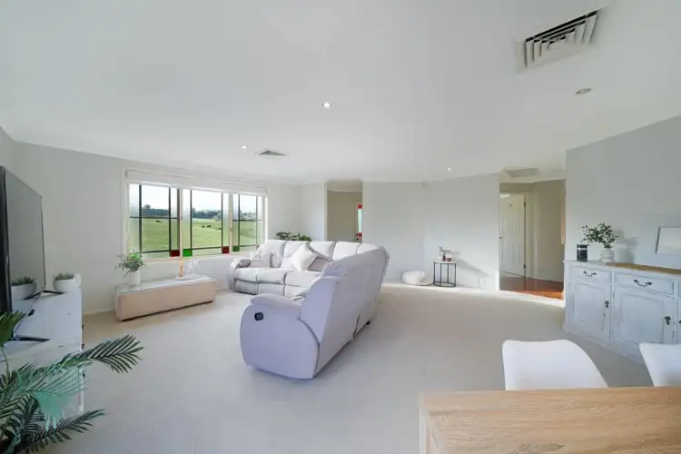 Second view of Homely house listing, 15 Yangtze Place, Kearns NSW 2558