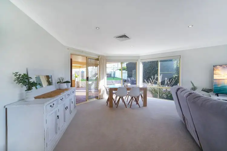 Fourth view of Homely house listing, 15 Yangtze Place, Kearns NSW 2558