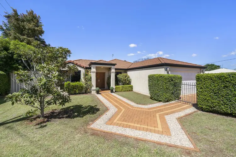 54 South Street, Rangeville QLD 4350