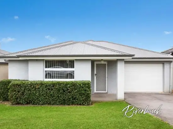 12 Fortune Street, Glenfield NSW 2167