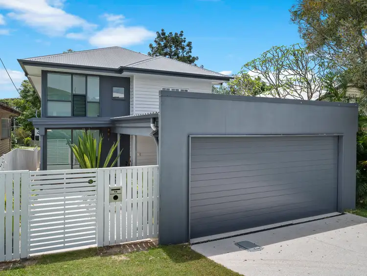 18 Salisbury Street, Coorparoo QLD 4151