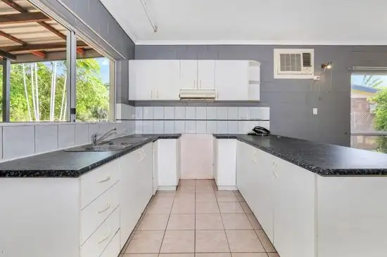 Sixth view of Homely house listing, 5 Stint Court, Bakewell NT 832