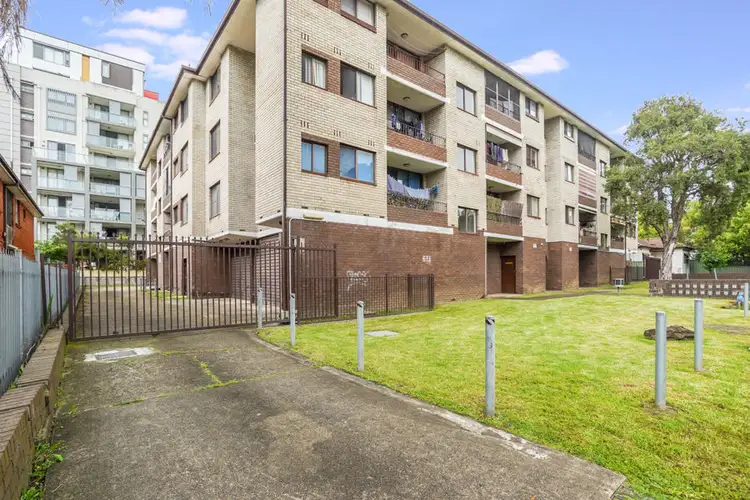 1/64 Copeland Street, Liverpool NSW 2170