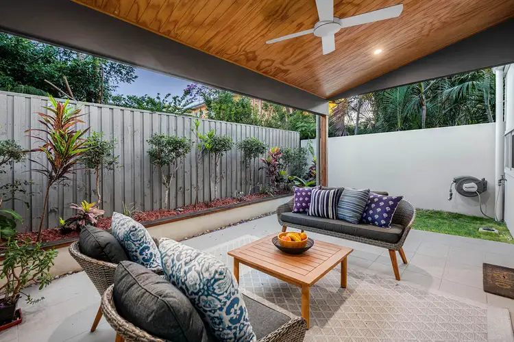 13A Birdwood Street, Coorparoo QLD 4151