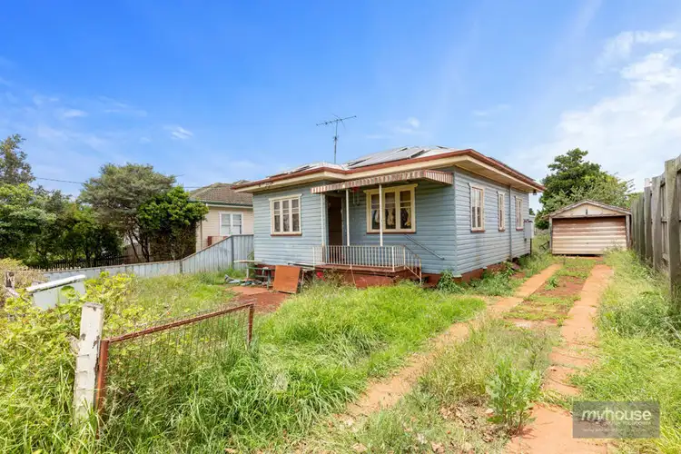 8 Lendrum Street, Newtown QLD 4350