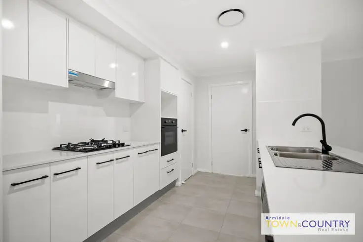 Second view of Homely house listing, 8 Bruce Close, Armidale NSW 2350