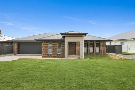 11 Galah Drive, Tamworth NSW 2340