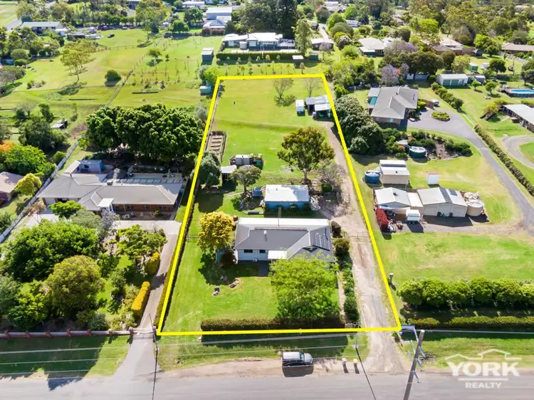 731 Boundary Street, Glenvale QLD 4350