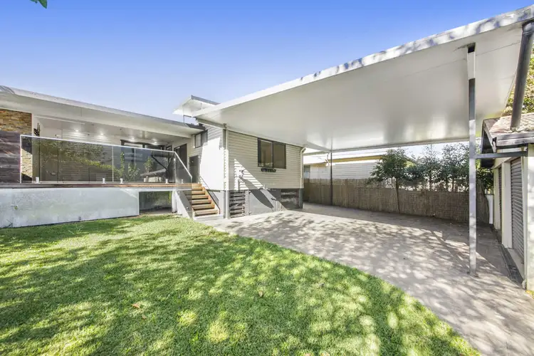 10 Vale St, Woodpark NSW 2164