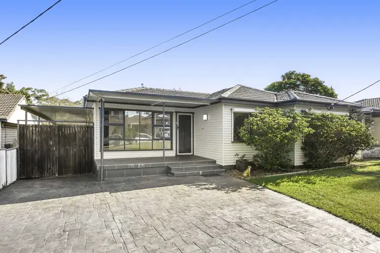 10 Vale St, Woodpark NSW 2164