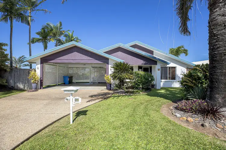10 Avalon Drive, Rural View QLD 4740