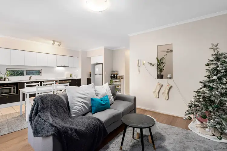 208/18 Richmond Road, Morningside QLD 4170