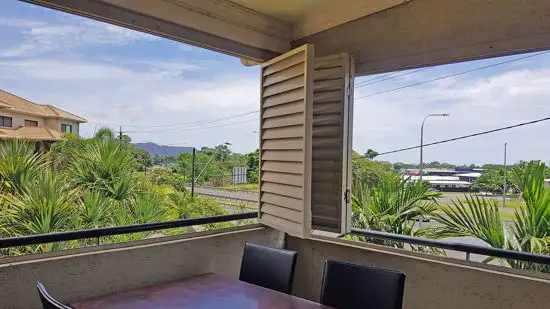 381 2-8 Rigg Street, Woree QLD 4868