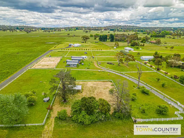87 Dumaresq Road, Armidale NSW 2350