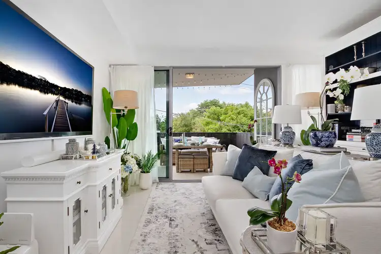 Second view of Homely unit listing, 4/6 Stanley Terrace, Taringa QLD 4068